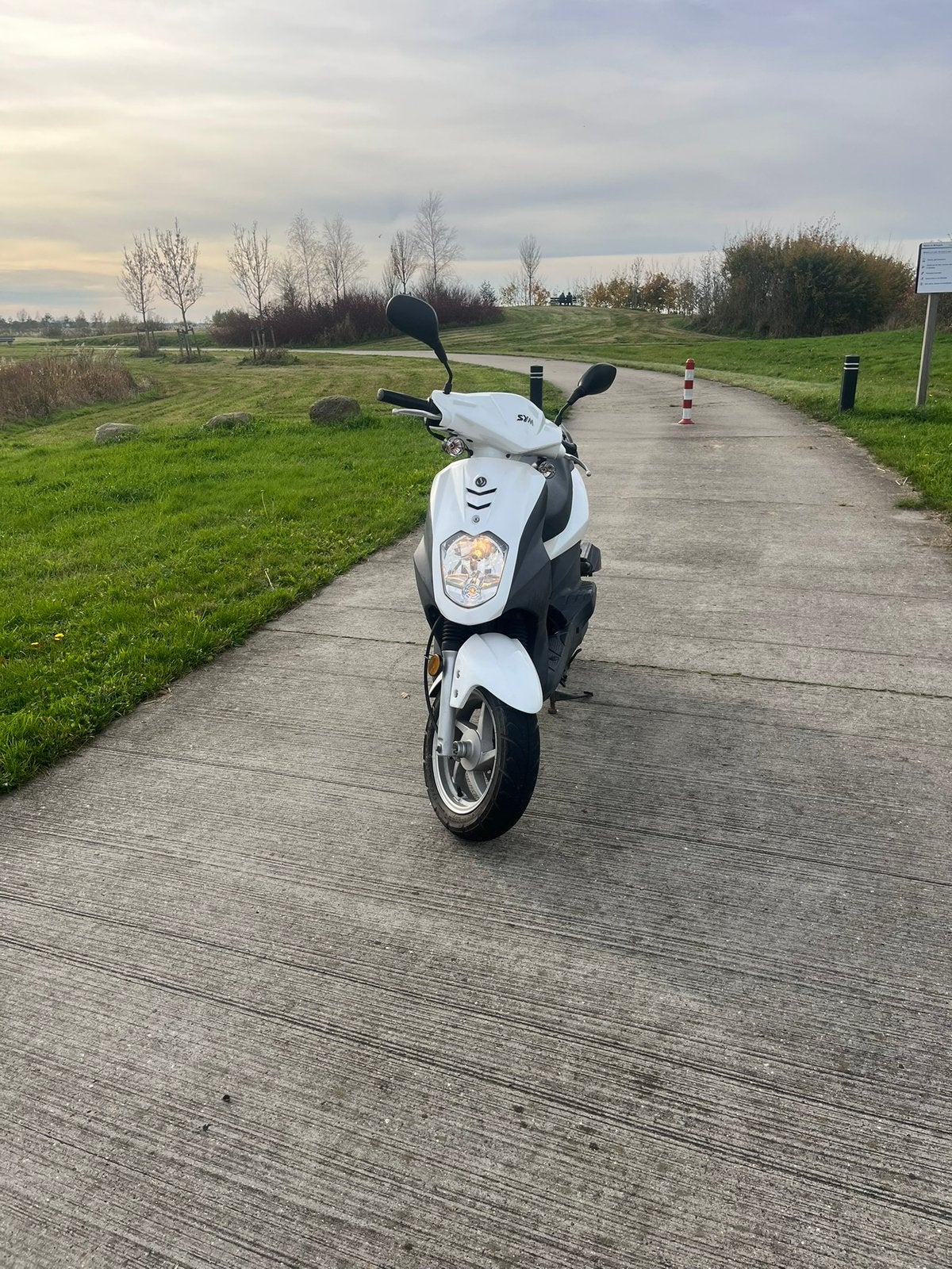 Sym orbit 2 met kenteken lees beschrijving!!, Ophalen of Verzenden, Zo goed als nieuw, Benzine, Orbit