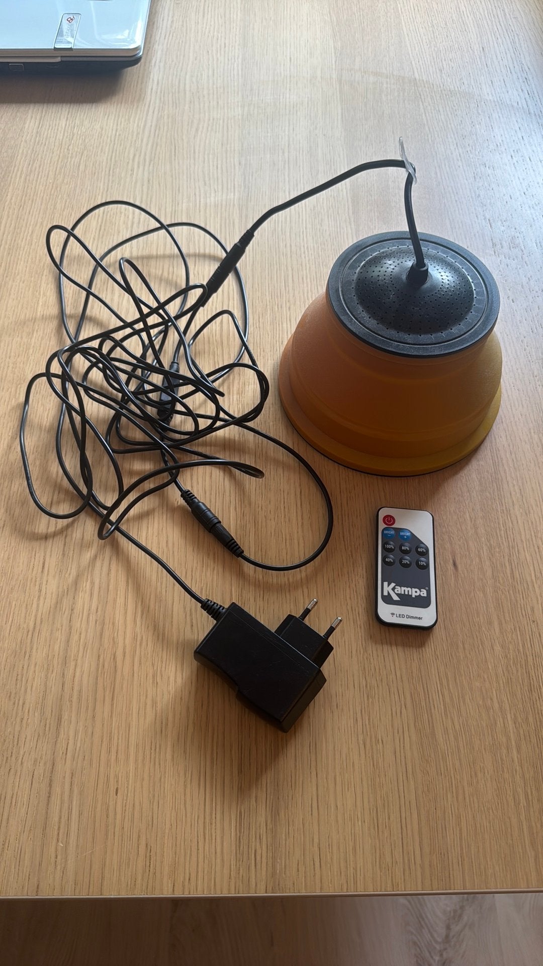 Kampa Groove Opvouwbare LED Campinglamp (Oranje) – ZGAN, Caravans en Kamperen, Ophalen, Zo goed als nieuw