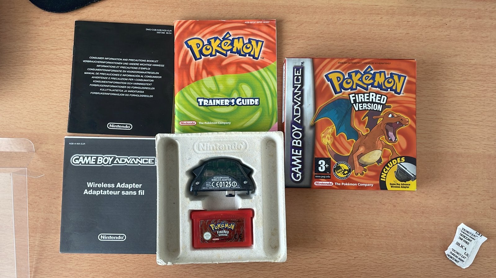 Pokemon firered CIB, Spelcomputers en Games, Games | Nintendo Game Boy, Avontuur en Actie, 1 speler, Ophalen of Verzenden, Zo goed als nieuw