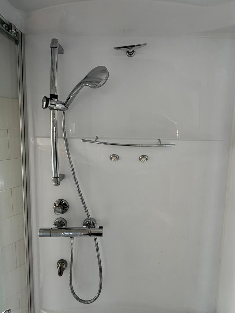 Complete douchecabine met thermostaatkraan en jets, Ophalen, Zo goed als nieuw, Chroom, Douche