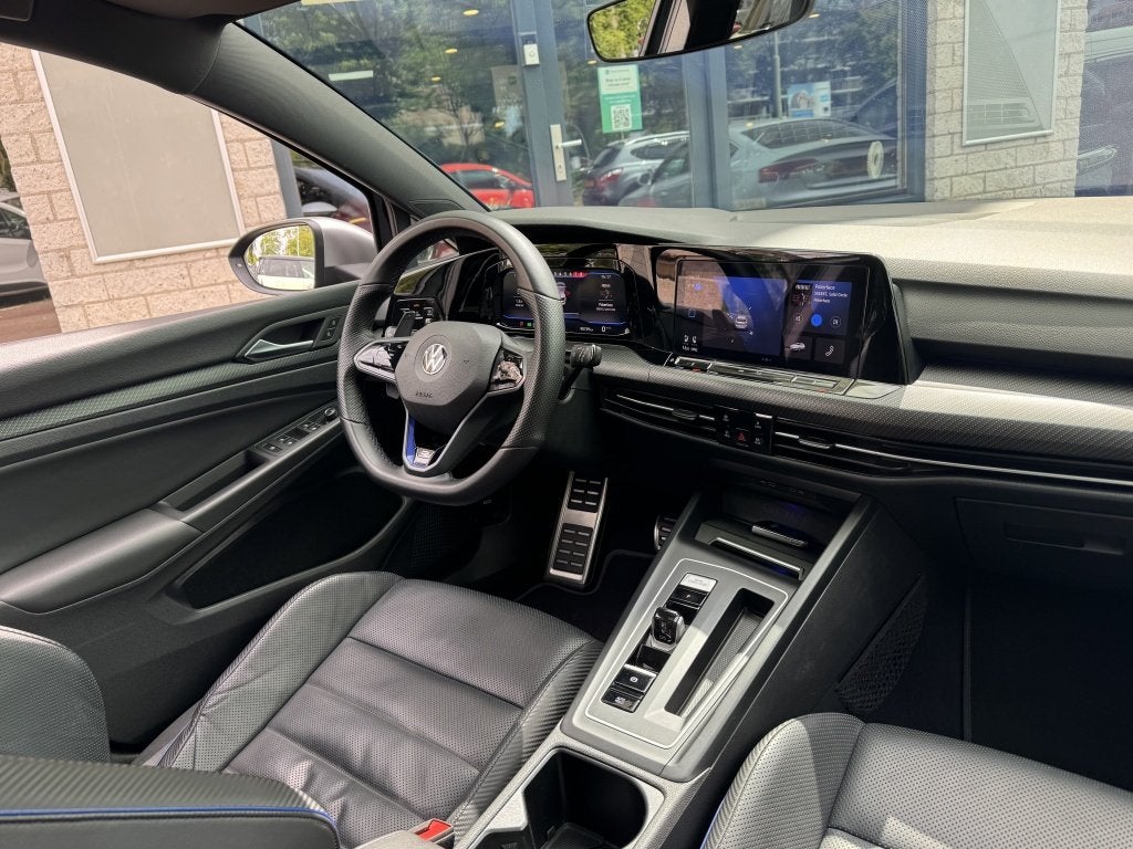 Volkswagen Golf 2.0 TSI 4Motion R Pano Akra Leer IQ Led, Auto's, Volkswagen, Automaat, Dealer onderhouden, Gebruikt, Euro 6