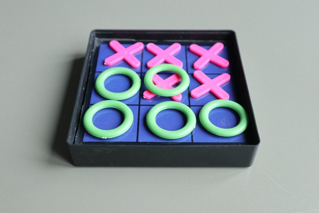 boter kaas eieren spel kruisje rondje plastic groen roze, Een of twee spelers, Ophalen of Verzenden, Gebruikt