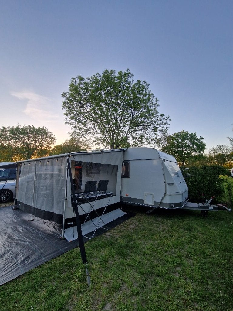 Thule Omnistor 1200 zakluifel 4.00 m zijwanden + Sunscreen, Ophalen, Zo goed als nieuw, Thule