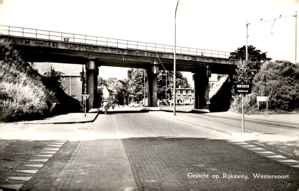 Westervoort Gezicht op Rijksweg # 126, Ophalen of Verzenden, 1940 tot 1960, Gelopen, Gelderland