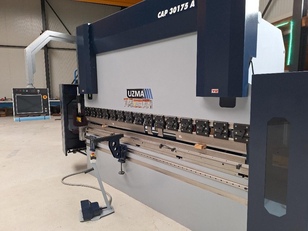 nieuwe kantbank UZMA, Ophalen