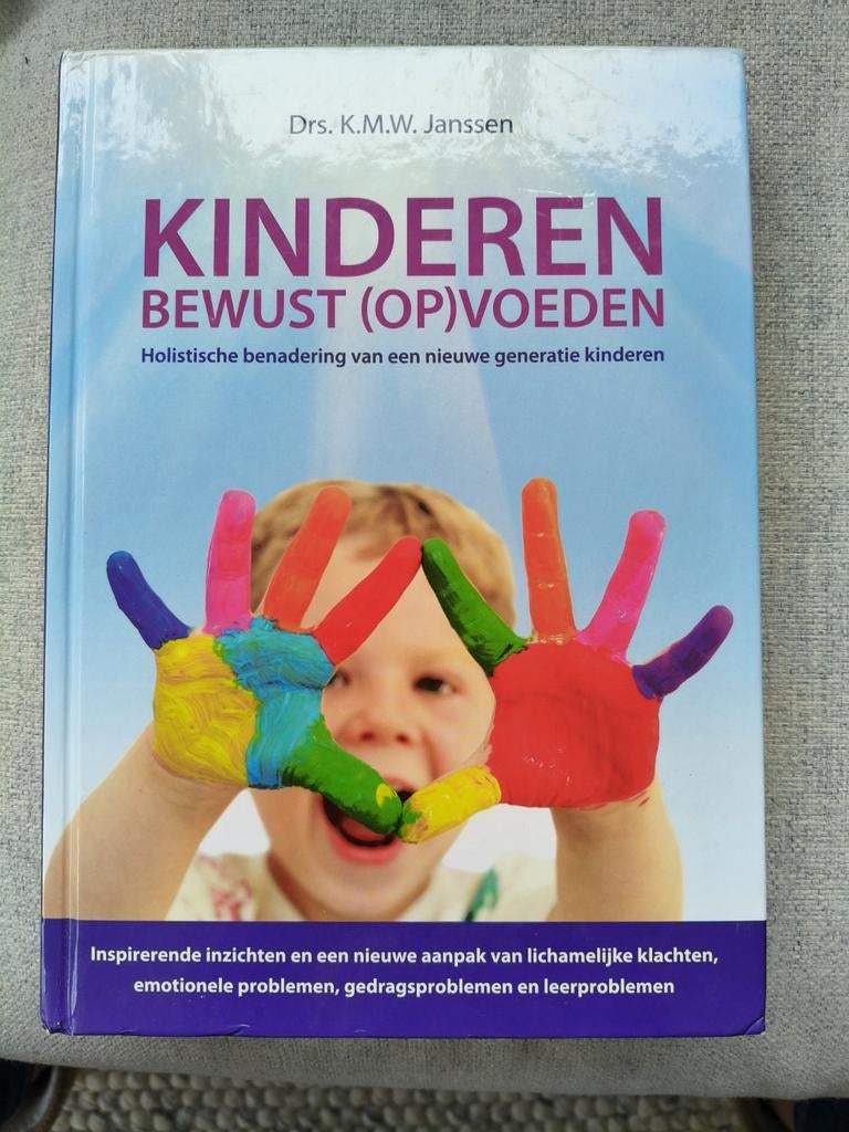 Kinderen Bewust (Op)voeden - Janssen, Ophalen of Verzenden, Gelezen