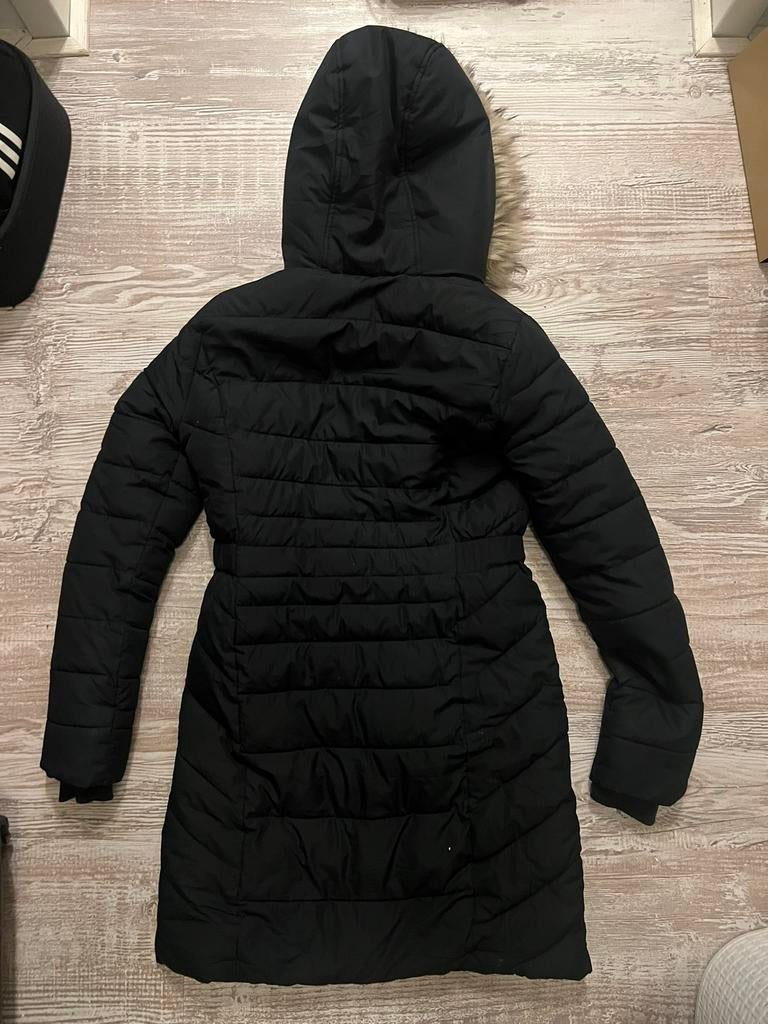 Hollister jas maat xs, Kleding | Dames, Jassen | Winter, Ophalen, Zo goed als nieuw, Maat 36 (S), Zwart