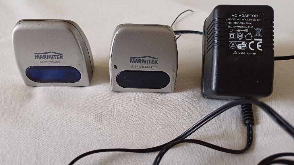 Marmitek transmitter /receiver. Bediening: ........, Ophalen of Verzenden, Zo goed als nieuw