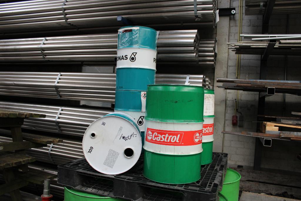 Olievat 60 Liter, Tuin en Terras, Vuurkorven, Ophalen, Gebruikt, Vuurton