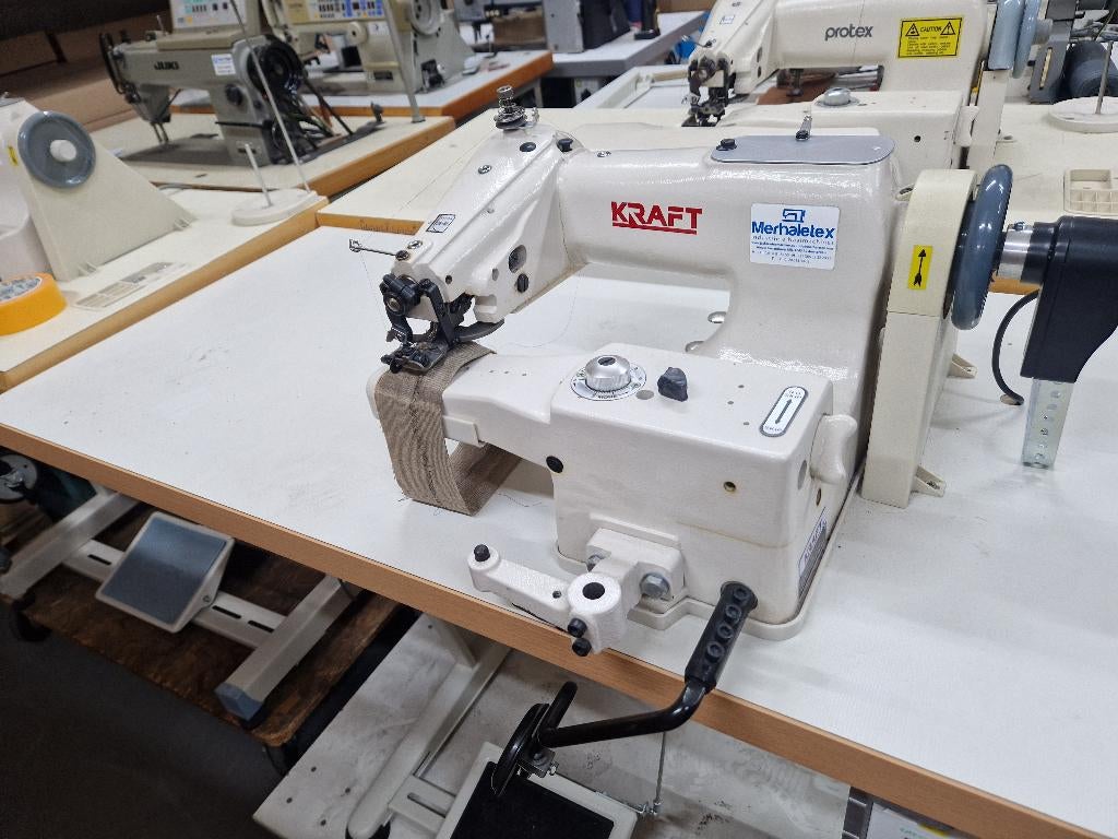 Krafft 101 Blindzoom Machine – LET OP: NIET GECONTROLEERD, Gebruikt, Naaimachine, Industrieel, Ophalen