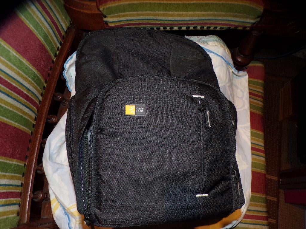 Case Logic camera rugtas, Ophalen of Verzenden, Zo goed als nieuw, Rugtas, Overige merken