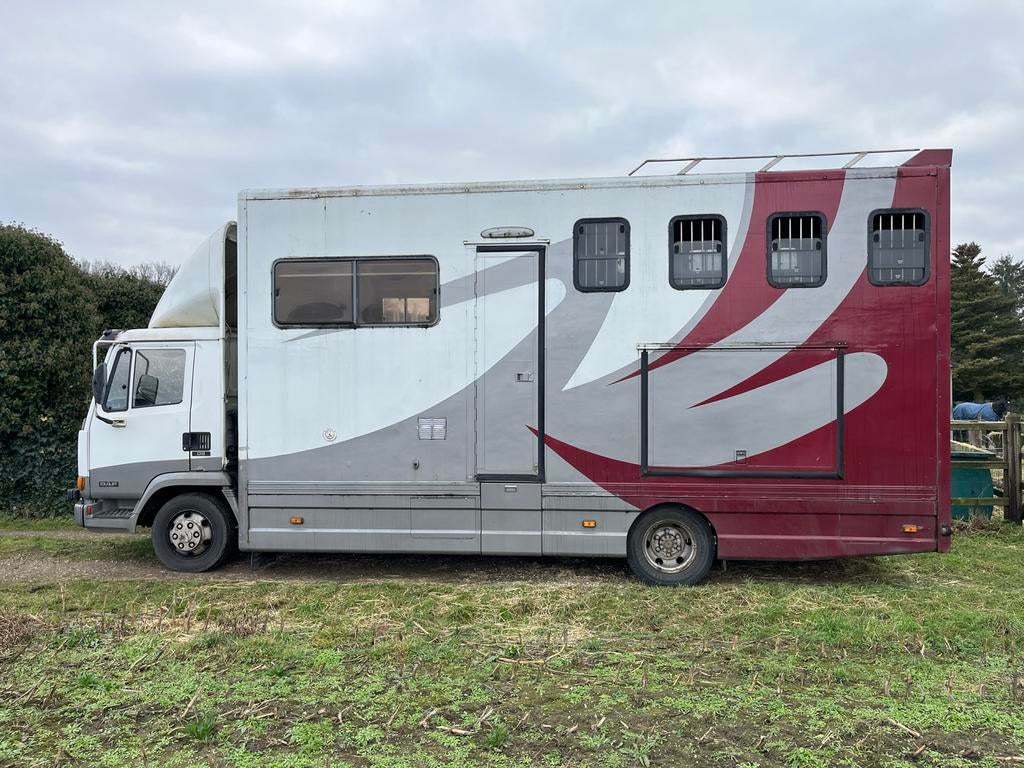 Paardenvrachtwagen - Klaar voor gebruik!, Ophalen, Gebruikt, 3-paards trailer
