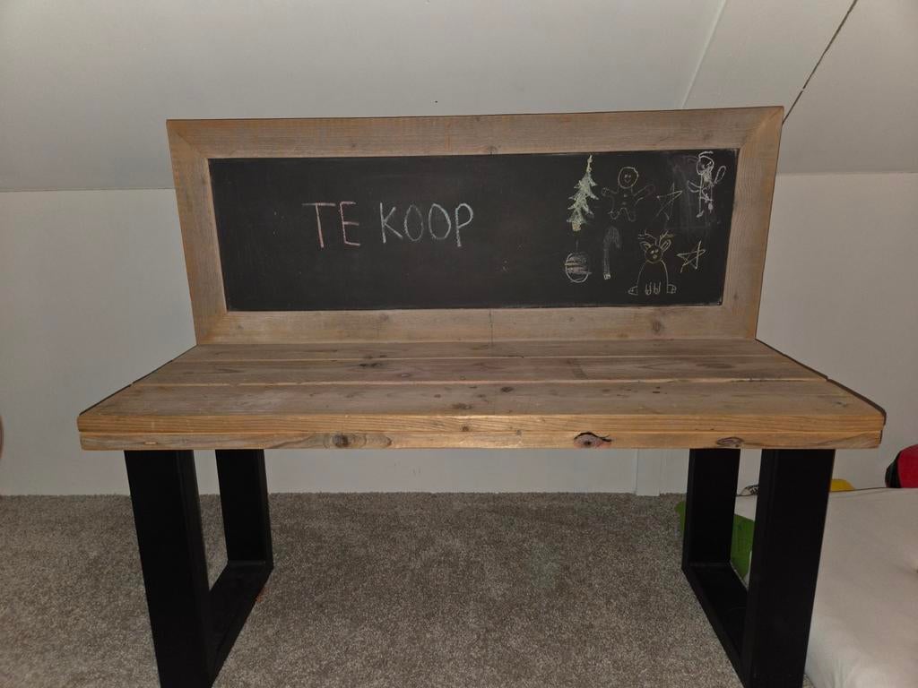 Mooie steigerhouten speeltafel met schoolbord, Ophalen of Verzenden, Tafel(s)