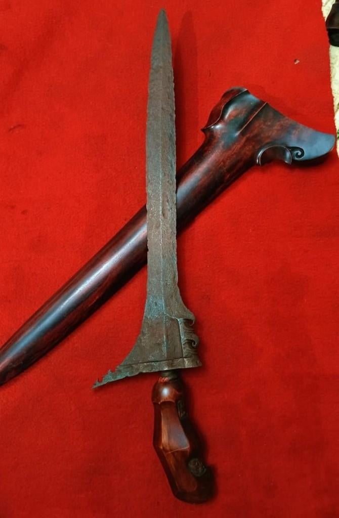 Antieke Keris Semar Tinandu Pamor Keleng Majapahit SUU56, Antiek en Kunst, Verzenden