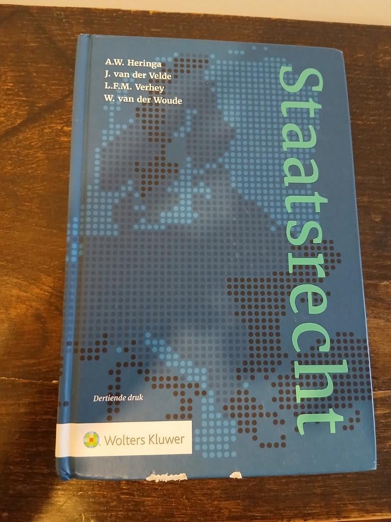 Staatsrecht - A.W. Heringa, 13e druk, Boeken, Studieboeken en Cursussen, Gelezen, HBO, Ophalen of Verzenden