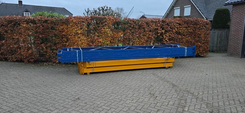 15 meter Esmena palletstelling 3500 kg draagvermogen/NIV