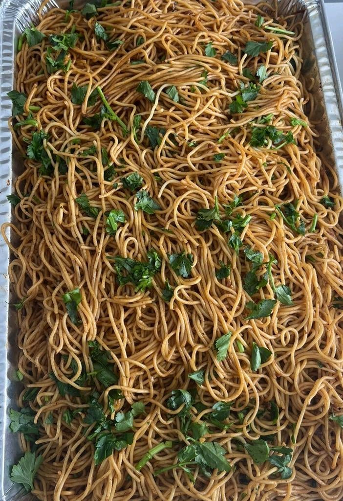 Surinaamse nasi of bami met kip vanaf 8 euro pp