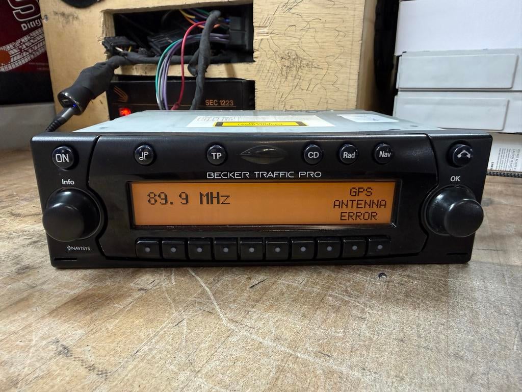 Becker Traffic Pro Autoradio - Klassieker!, Ophalen of Verzenden, Gebruikt