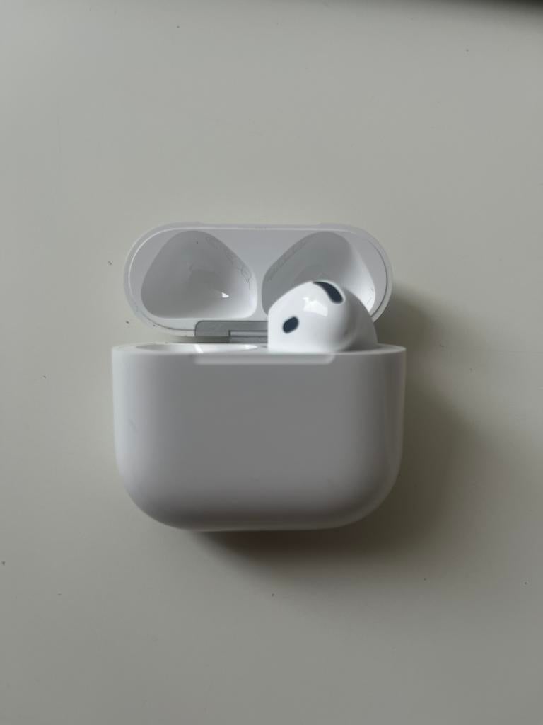 Apple AirPods 4 met noise cancelling/ANC, Audio, Tv en Foto, Koptelefoons, Ophalen, Nieuw, Overige merken, Bluetooth