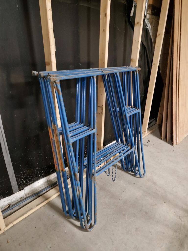 3 Metalen Schragen - Steigeronderdelen, Doe-het-zelf en Verbouw, Steigers, Ophalen of Verzenden, Gebruikt, Overige typen, Minder dan 2 meter