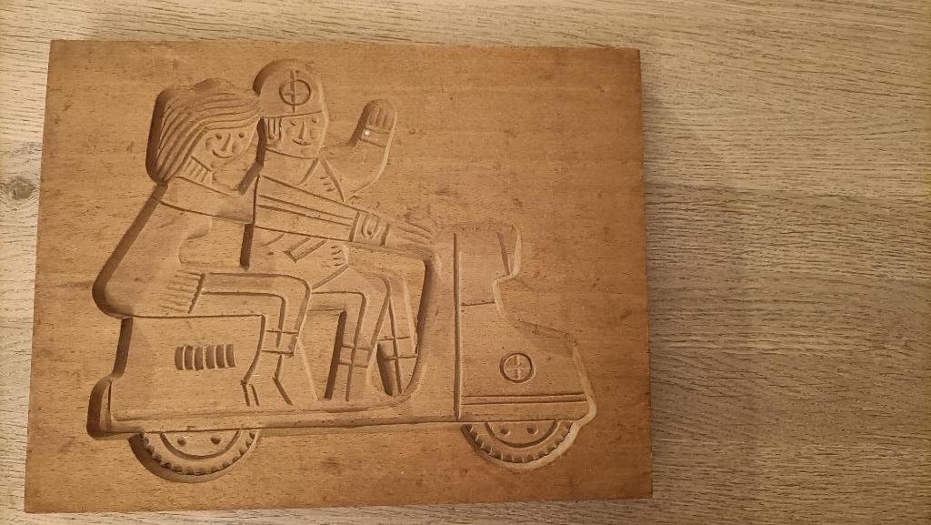 vintage speculaasplank koekvorm scooter Heinkel jaren 60, Ophalen of Verzenden