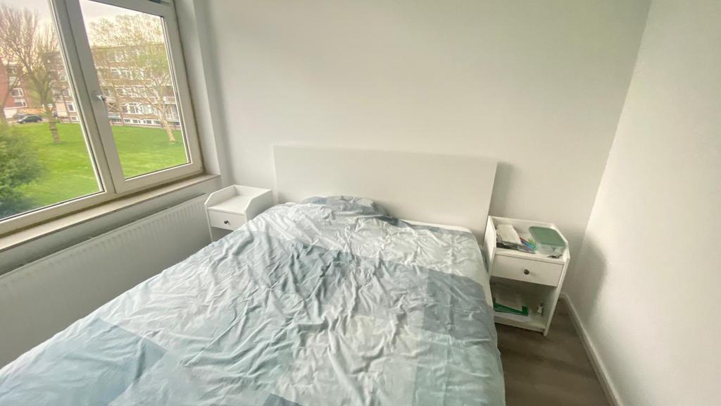 Malm bed + 2 sidetables Hauga ikea, Ophalen of Verzenden