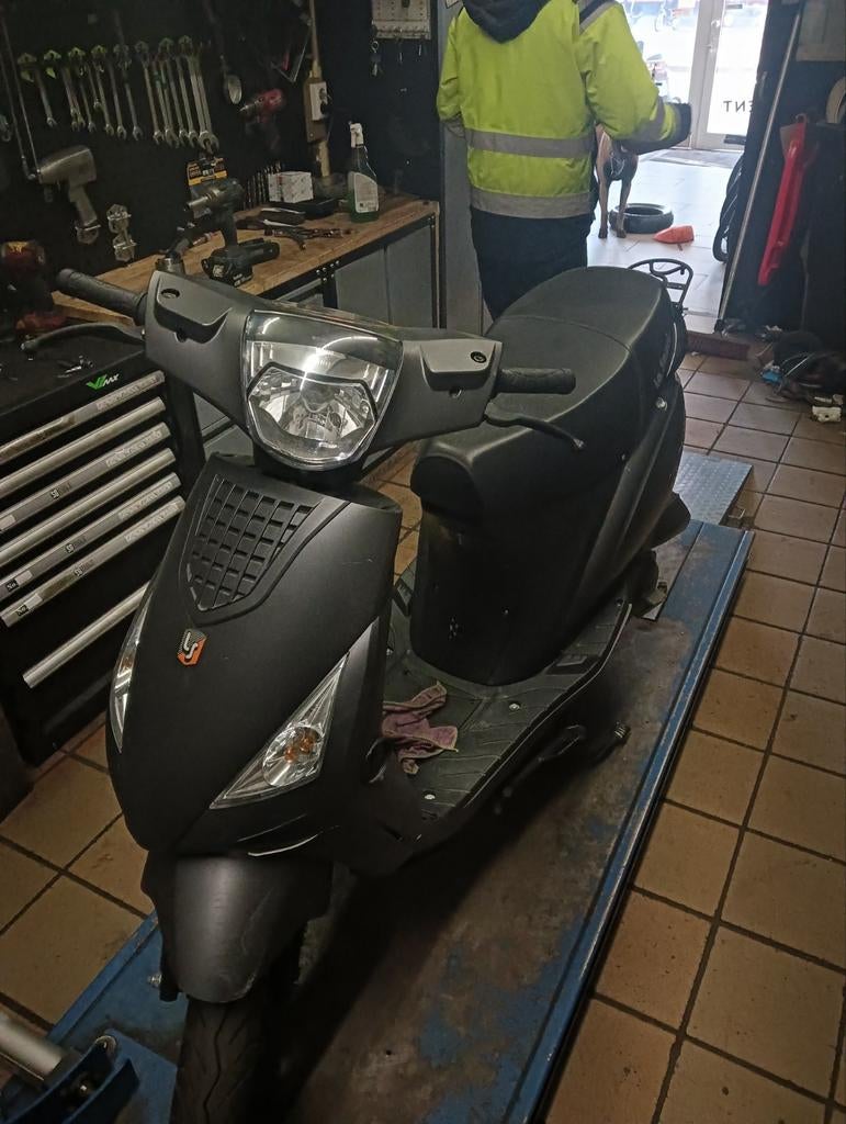 la souri's scooter in onderdelen., Ophalen, Benzine, Overige merken