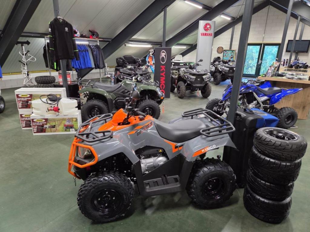 Foto 12 van Volop voorraad nieuwe en gebruikte topmerk landbouwquads!