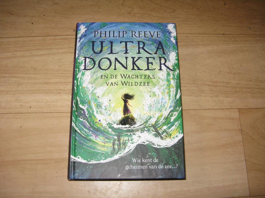 Philip Reve - Ultra donker, Ophalen of Verzenden, Gelezen