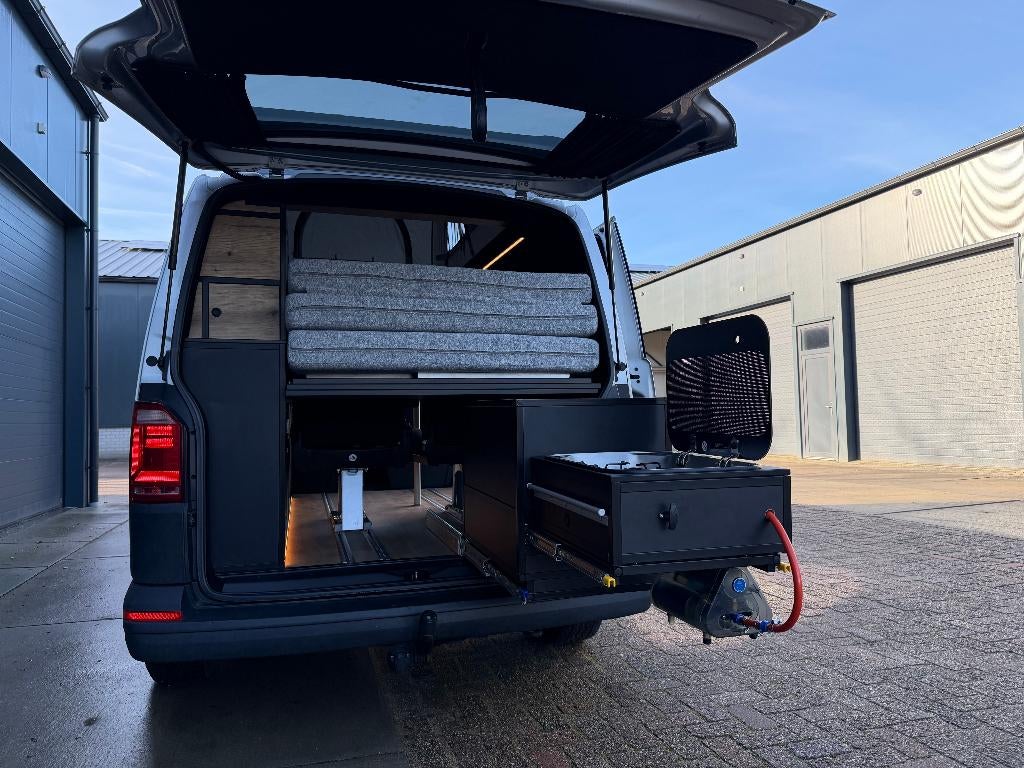 NIEUW! Volkswagen Transporter T6 Camper met garantie, Caravans en Kamperen, Campers, Buscamper of Camperbus, Koelkast, Volkswagen