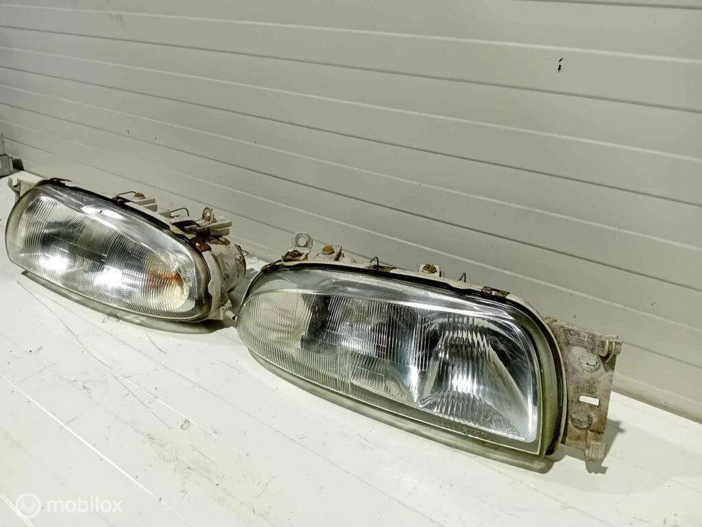 Koplamp Ford Fiesta, Ophalen of Verzenden, Gebruikt