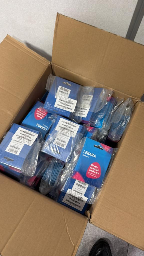 Lebara gratis sim 5000 stuks, Telecommunicatie, Prepaidkaarten en Simkaarten, Ophalen of Verzenden, Zo goed als nieuw, Overige providers