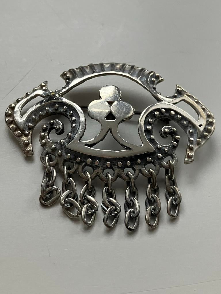 Vintage Jorma Valo Zweedse zilveren broche, Ophalen of Verzenden, Zo goed als nieuw, 4 tot 7 cm, Zilver
