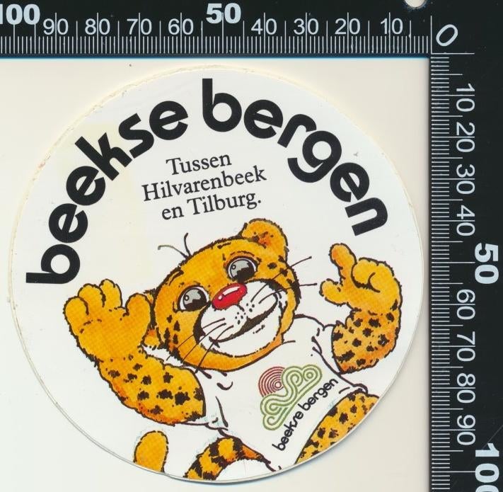 Sticker: Beekse Bergen - Tussen Hilvarenbeek en Tilburg (3), Verzamelen, Stickers, Ophalen of Verzenden, Zo goed als nieuw, Bedrijf of Vereniging