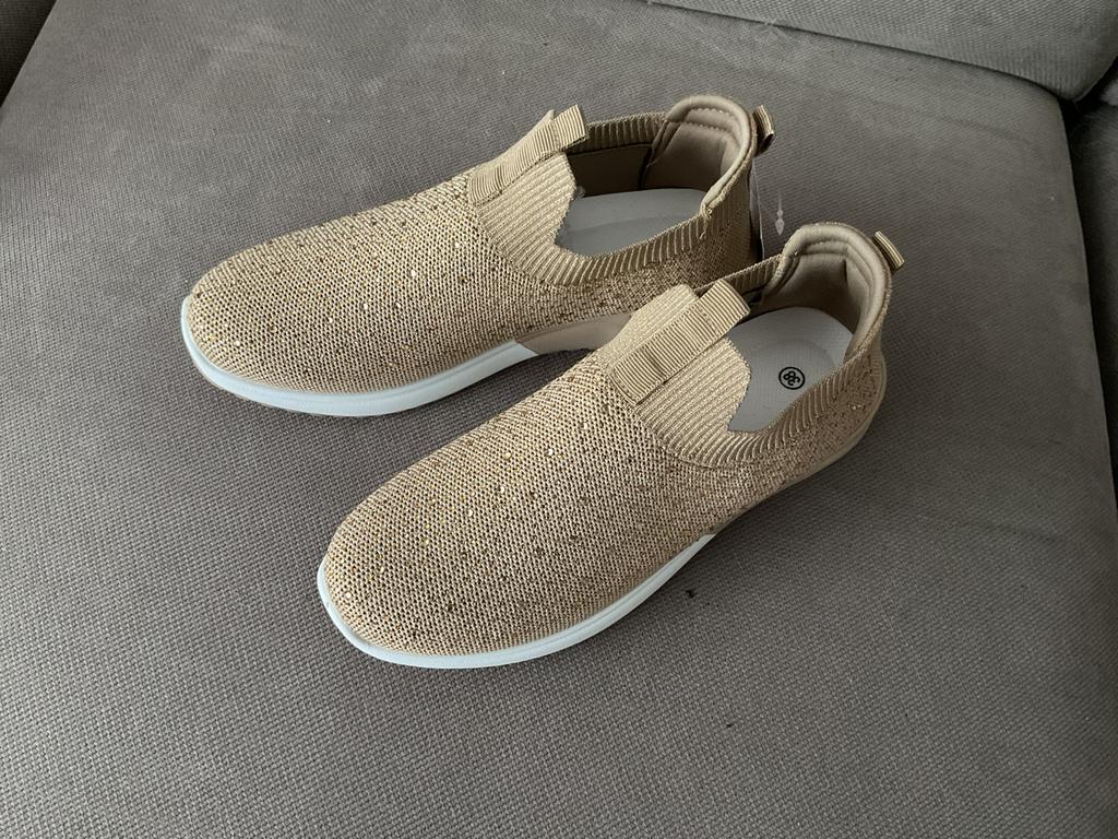 New shoes, Ophalen of Verzenden, Nieuw
