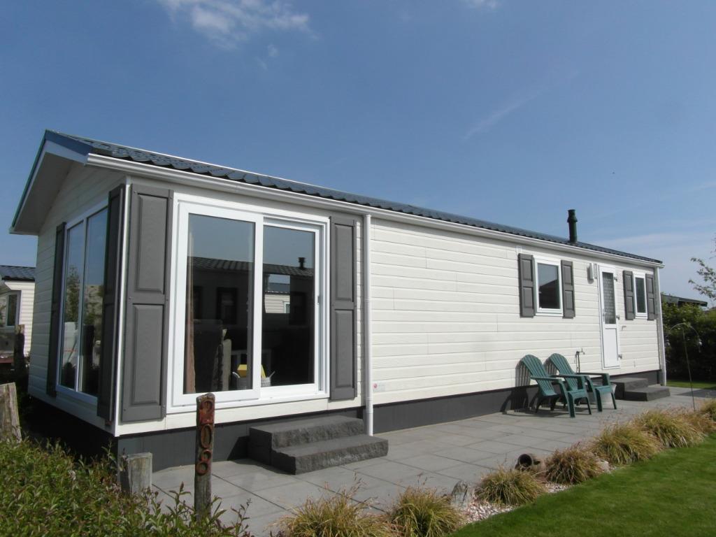 VRIJ juni, juli en aug.: 4 pers.chalet dicht bij het strand, Vakantie, Vakantiehuizen | Nederland, 2 slaapkamers, Zeeland, Recreatiepark