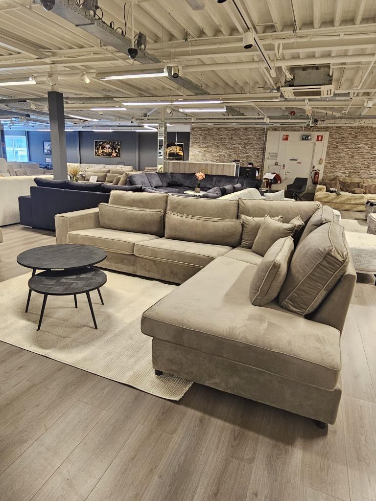 Hoekbank Hemelvaart Mega Actie Lounge XL 750 EURO SALE STUNT, Huis en Inrichting, Banken | Bankstellen, Hoekbank, Ophalen of Verzenden