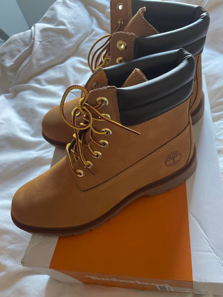 nieuwe orginele timberlands maat 43 (aankoopbon  aanwezig), Bruin, Boots, Nieuw, Ophalen of Verzenden