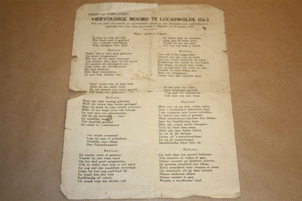 Zeldzaam pamflet - Moord op 4 agenten Lucaswolde 1929 !!, Ophalen of Verzenden, Gelezen