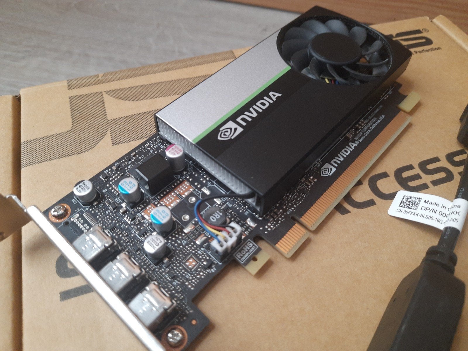 Nvidia T400 4GB SFF, PCI-Express 3, DisplayPort, Ophalen of Verzenden, GDDR5