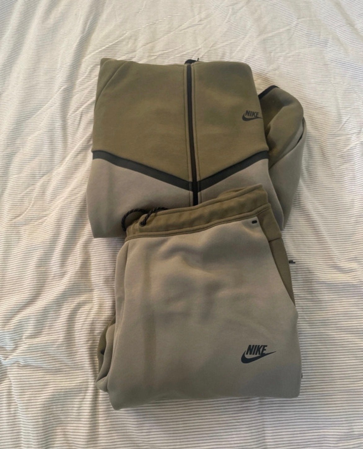 Nike Tech Fleece Trainingspak - XXL - Nieuwstaat, Verzenden, Nieuw