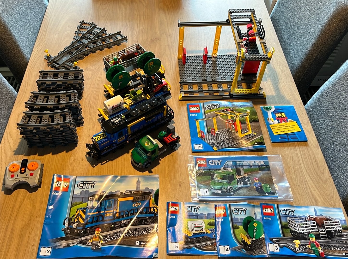 Lego City 60052 vrachttrein blauw, Kinderen en Baby's, Speelgoed | Duplo en Lego, City, Lego, Ophalen of Verzenden, Zo goed als nieuw
