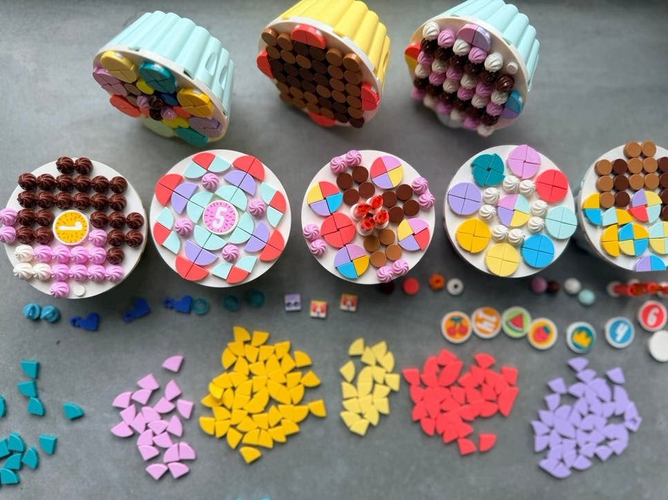 LEGO DOTS Feestcupcakes (41926) - Creatieve Knutselset, Ophalen of Verzenden, Zo goed als nieuw, Overige merken