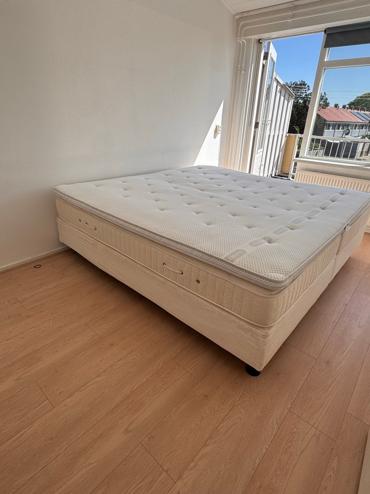 Tweepersoons boxspring met matras 200x200 cm, Ophalen, Gebruikt, Tweepersoons, Overige maten