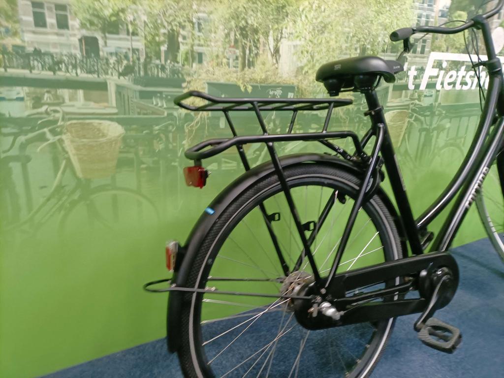 Fietshokje Raaks: Cortina U1, Raaks Fietsen, Versnellingen, Parallelweg 35 Beverwijk, Info@raaksfietsen.nl