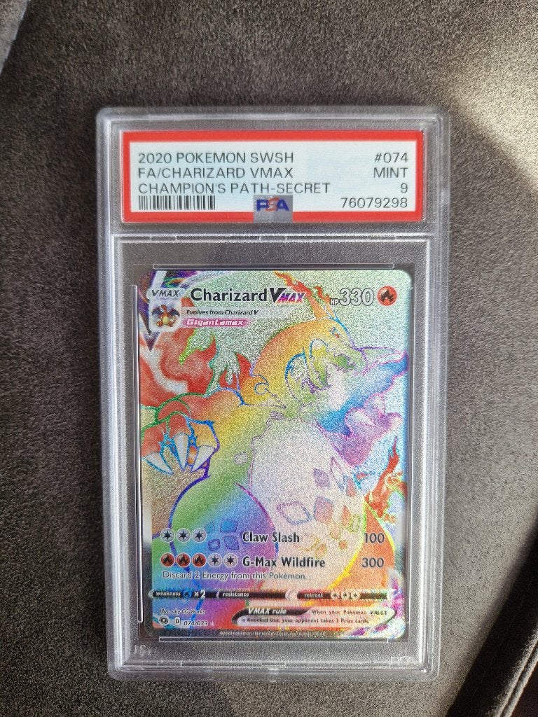 Pokemon Charizard Vmax Rainbow 074/073 Champion's Path PSA 9, Hobby en Vrije tijd, Verzamelkaartspellen | Pokémon, Ophalen of Verzenden