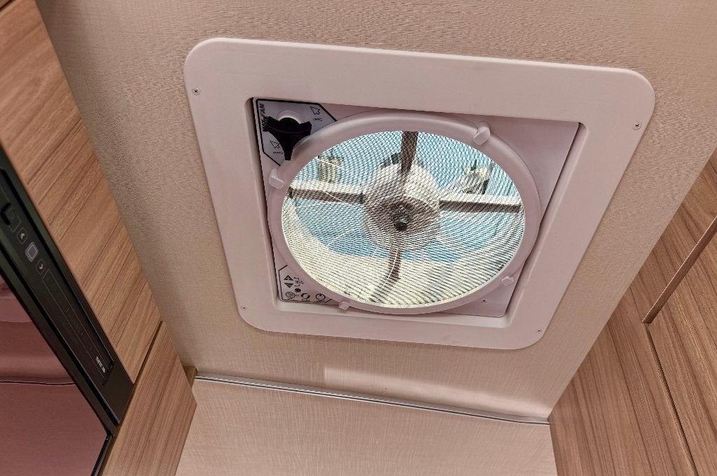 Foto 16 van Hymer ML-T 580 Mercedes Sprinter automaat met enkele bedden