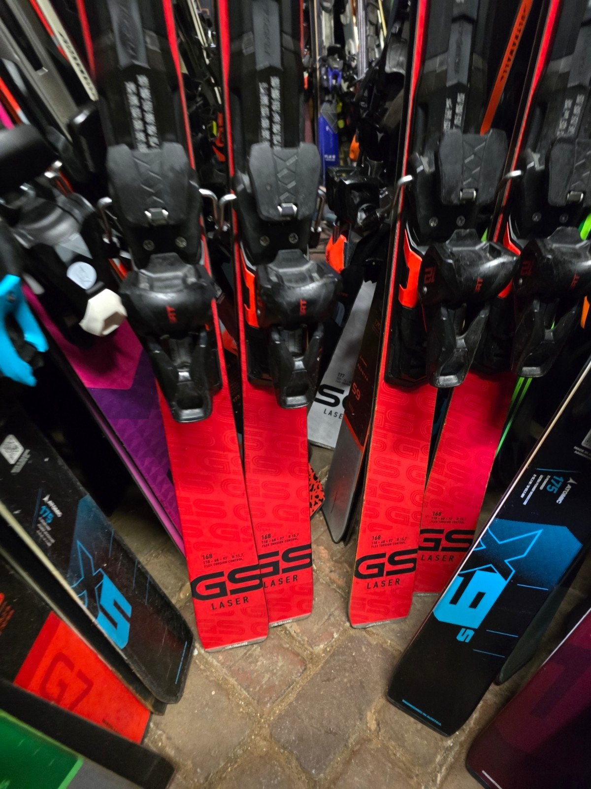 168cm STOCKLI LASER GS CAC WORLDCUP 1600€ VOOR KENNERS SWISS, Sport en Fitness, Skiën en Langlaufen, Overige merken, 160 tot 180 cm