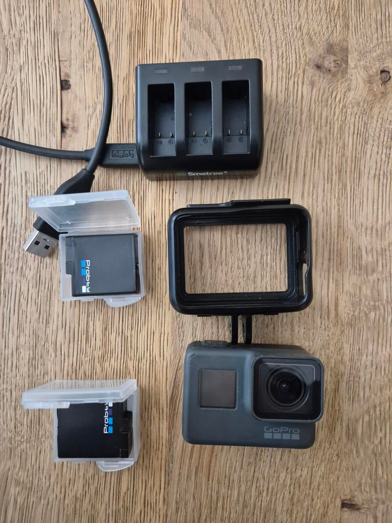 GoPro Hero 6 met extra batterij, oplader en houder, Ophalen of Verzenden, Gebruikt, GoPro