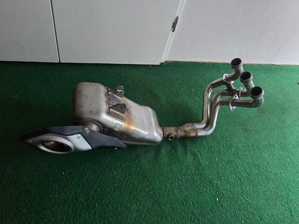 Yamaha MT-09 Originele Uitlaat - Goede Staat, Ophalen, Gebruikt